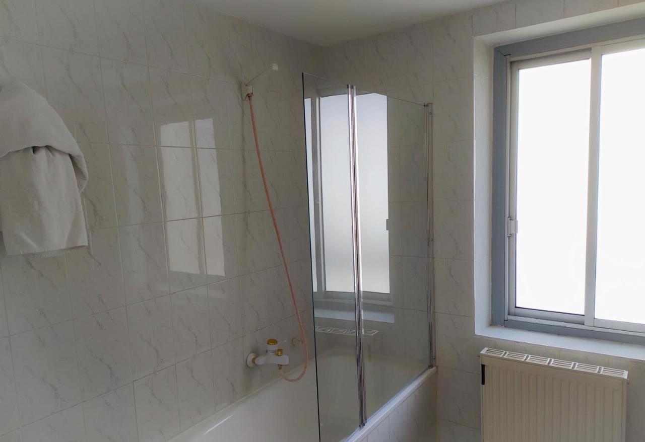 Hostal Pirineos Meliz บีเอลซา ภายนอก รูปภาพ